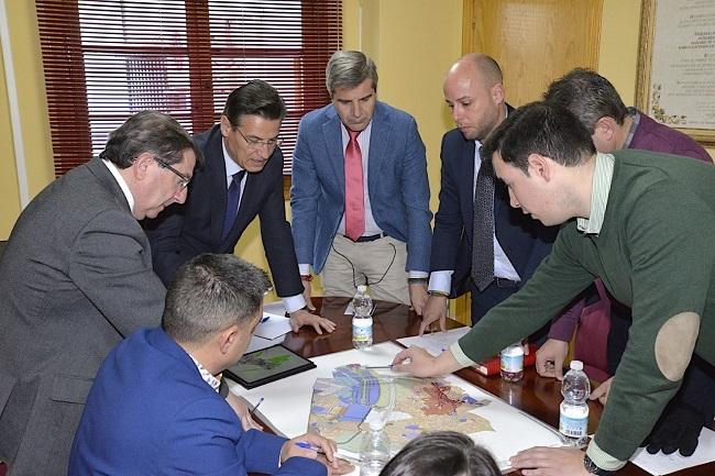 Reunión en el Ayuntamiento de Ogíjares.