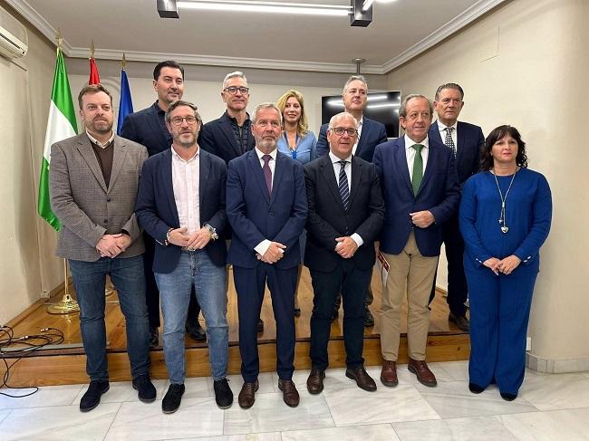 Participantes en la reunión de los municipios Puerta de Andalucía con la Autoridad Portuaria de Motril.