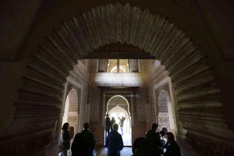 Turistas en la Alhambra.