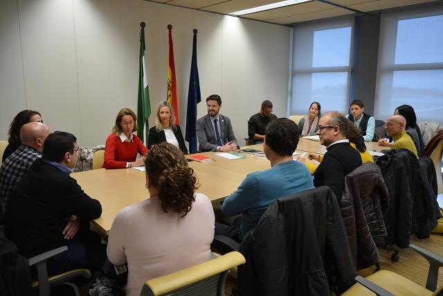 Reunión con artesanos de Granada. 