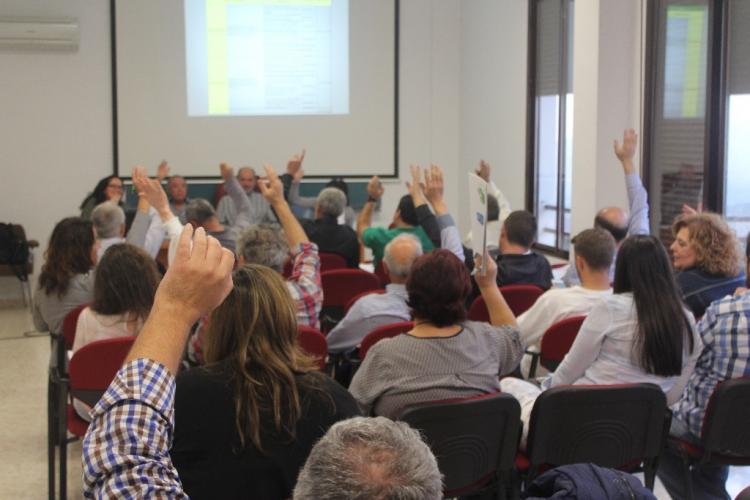 Un momento de la asamblea.