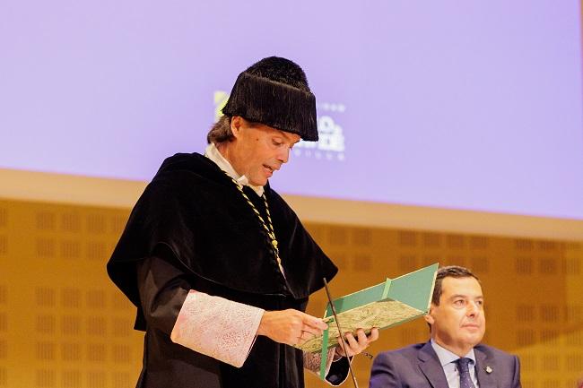 Oliva y Moreno, en la apertura del curso de las universidades este 2025.