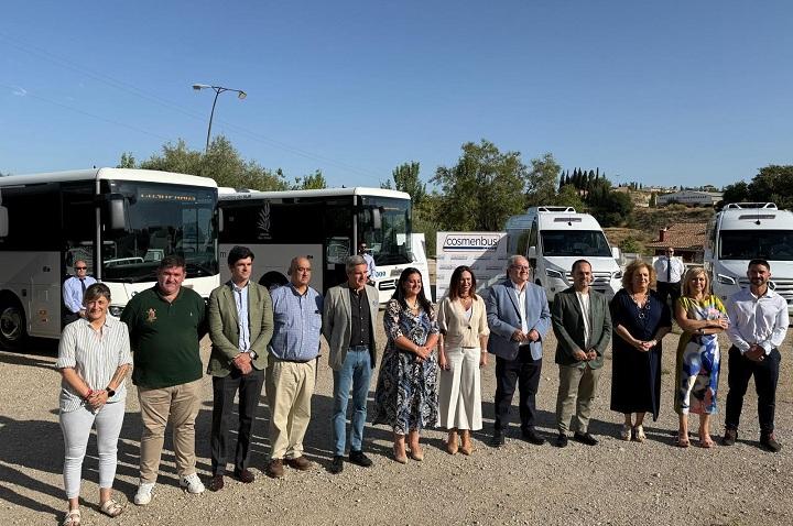 Presentación de los nuevos vehículos.