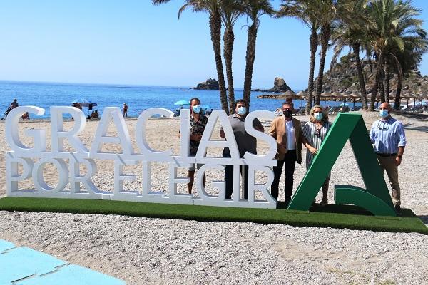 El delegado de Turismo, la alcaldesa de Almuñécar y otros representantes municipales, este sábado. El delegado de Turismo, la alcaldesa de Almuñécar y otros representantes municipales, este sábado.