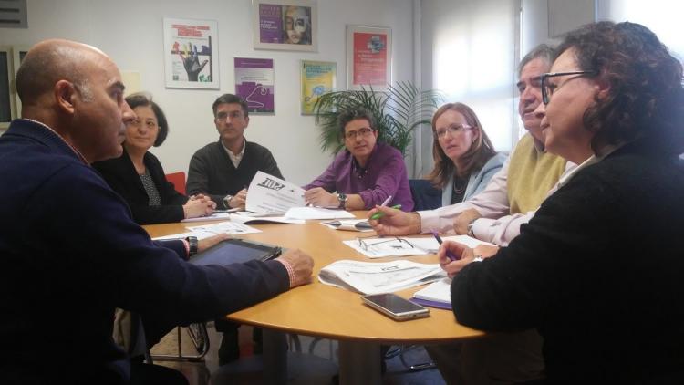 Una de las reuniones para preparar la cobertura sanitaria.