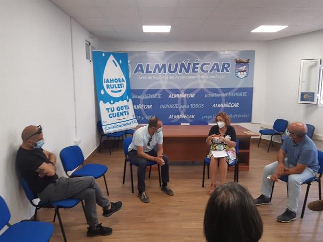 Mari Carmen Pérez durante la reunión.