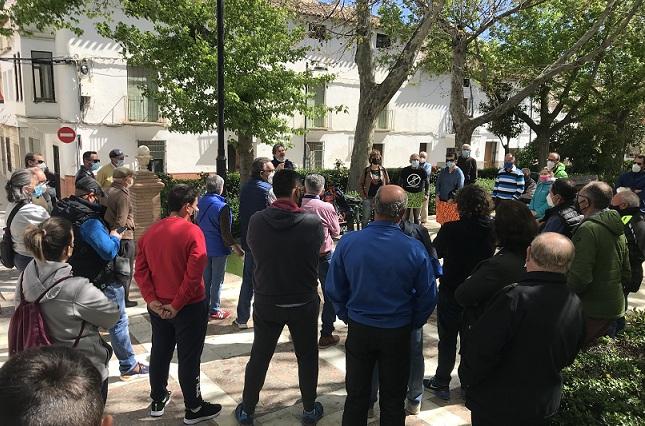 Reunión de cazadores sobre la megaplanta solar Ququima. 