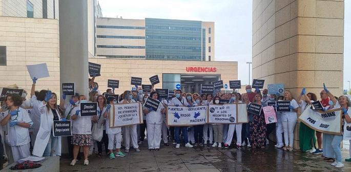 Protyesta de los trabajadores de Urgencias del Hospital Clínico San Cecilio.