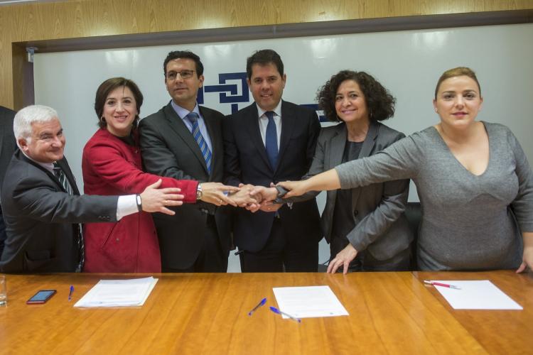 Presentación oficial de ON Granada. Presentación oficial de ON Granada.