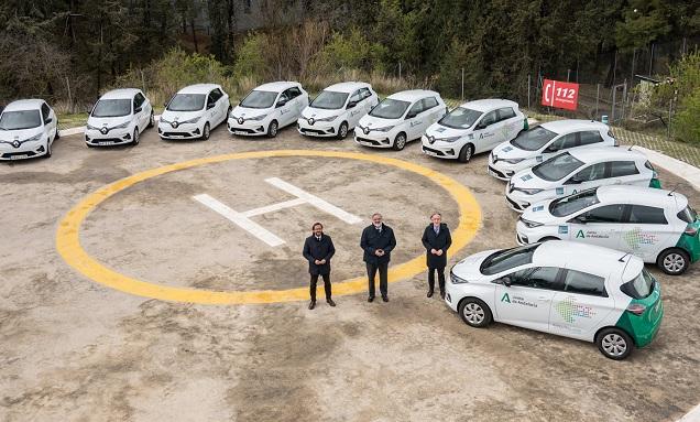 Los 11 coches eléctricos adquiridos. 