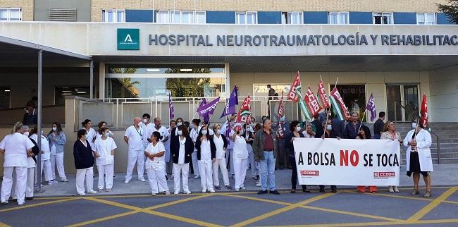 Concentración a las puertas del Hospital de Trauma.