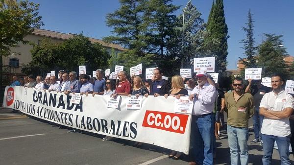 Concentración en memoria del trabajador fallecido.