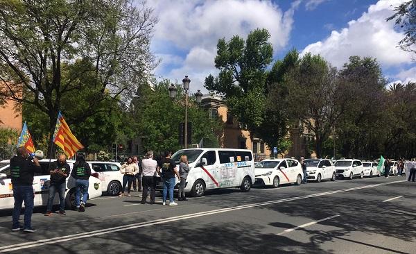 Imagen de la caravana en Sevilla.