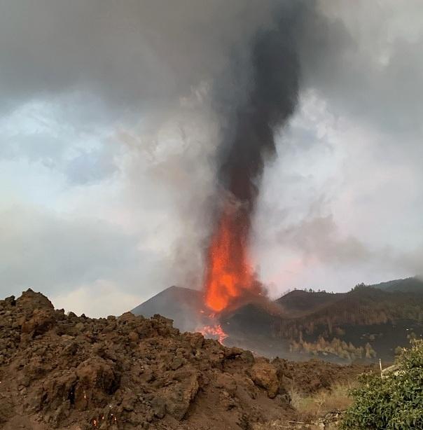 Imagen del volcán tomada por la investigadora de la UGR.