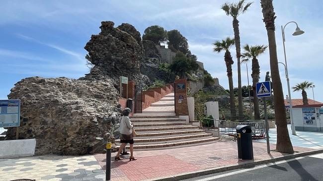 Corte del acceso al Peñón del Santo.