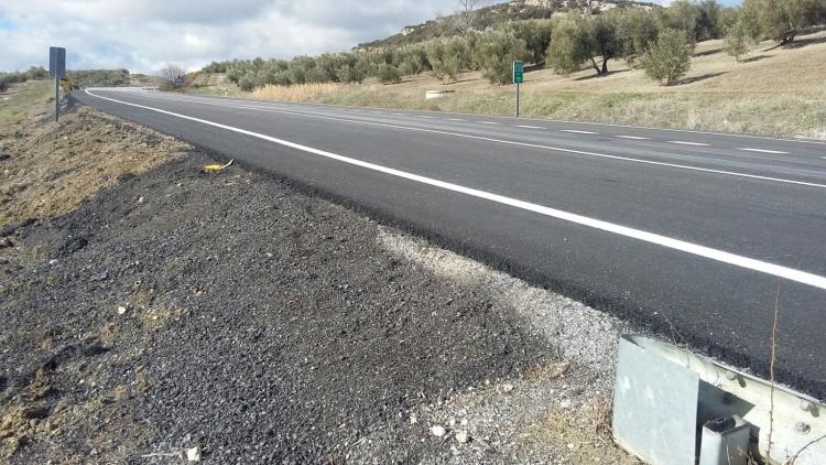 La carretera discurre entre Benalúa de las Villas y Alcalá la Real. La carretera discurre entre Benalúa de las Villas y Alcalá la Real.