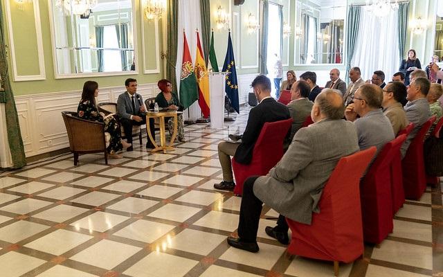 Reunión de la Comisión de Turismo de la FAMP en Granada.