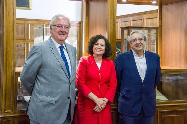 Acto de incorporación de la UGR al club de ciudades inteligentes Acto de incorporación de la UGR al club de ciudades inteligentes.