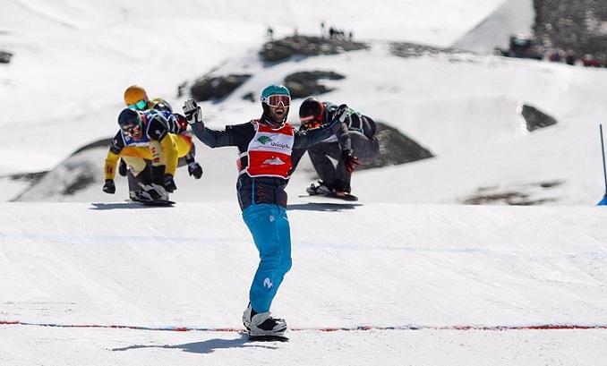 Lucas Eguibar ganó la prueba de la la Copa del Mundo de Snowboard Cross. 