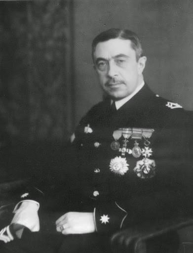 Emilio Herrera Linares.