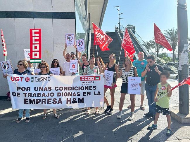 Concentración en el marco de las movilizaciones de la plantilla de H&M.