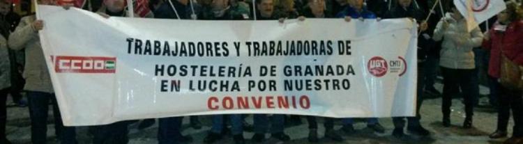 Pancarta de una de las habituales movilizaciones de CCOO y UGT. Pancarta de una de las habituales movilizaciones de CCOO y UGT.