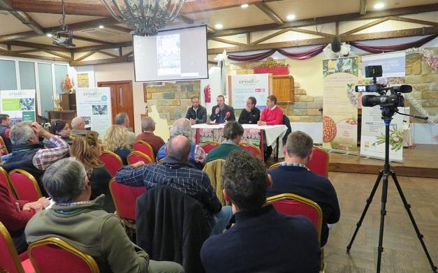 Jornada sobre almendro ecológico en Baza.