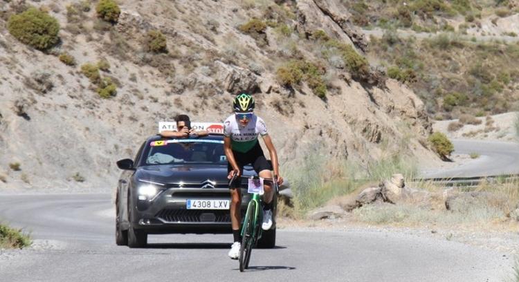 Gabriel Rodas, en plena subida. 