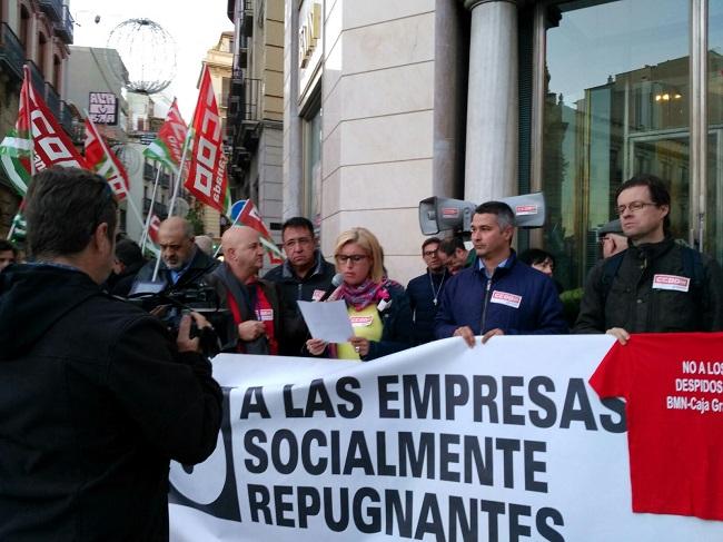 Protesta convocada por CCOO a la que se sumó IU por la crisis en BMN.