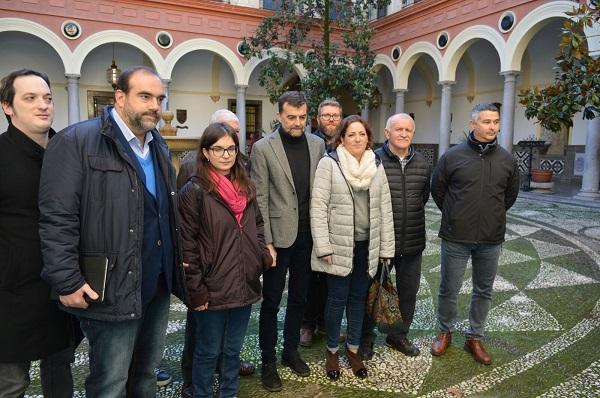 Antonio Maíllo ha encabezado la reunión de IU con la Marea Amarilla.