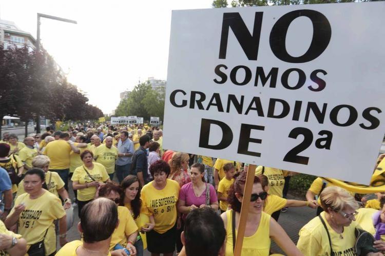 Una de las manifestaciones de la Marea Amarilla.