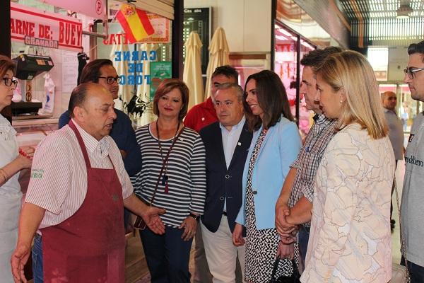 Visita del PP al Mercado de San Agustín.