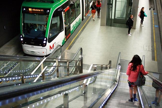 Estación del Metro en Méndez Núez.