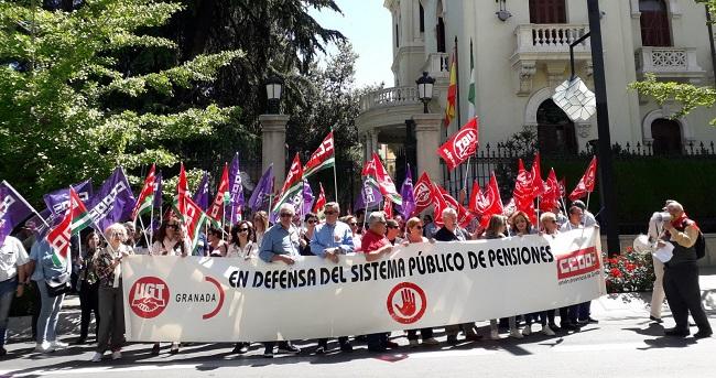 Concentración a las puertas de la Subdelegación.