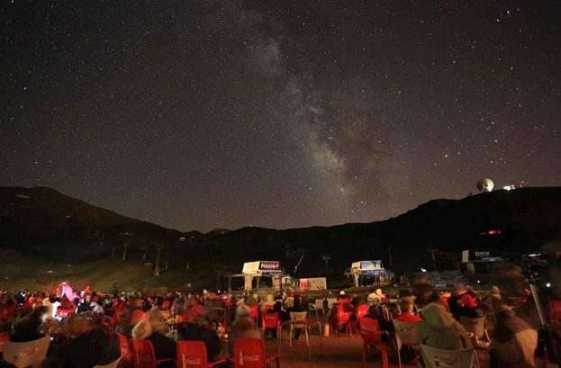 Desde Borreguiles la visión del cielo es espectacular. 