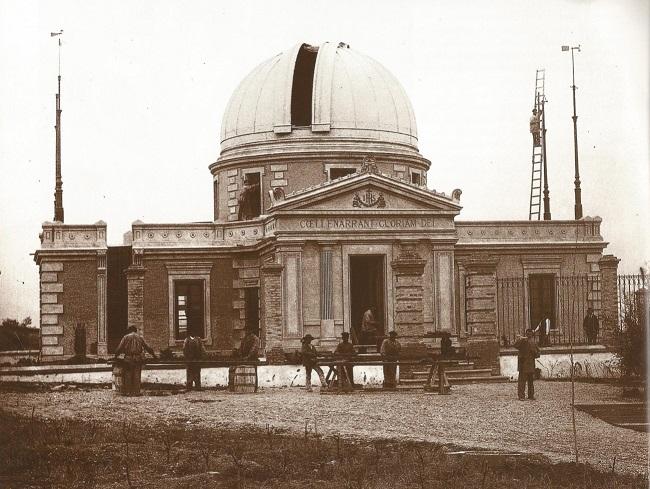 Observatorio en construcción, finales de 1901.