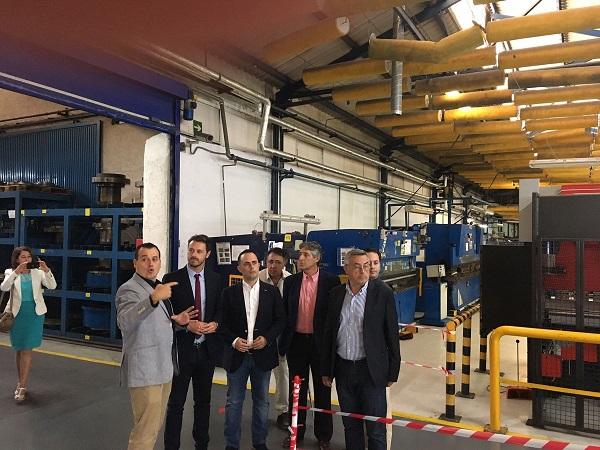 Martín Arcos durante su visita a la planta.