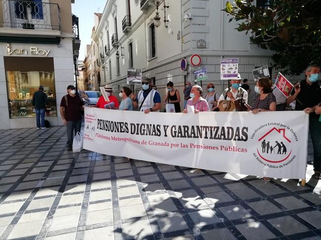 Concentración, este lunes, en la Plaza del Carmen.