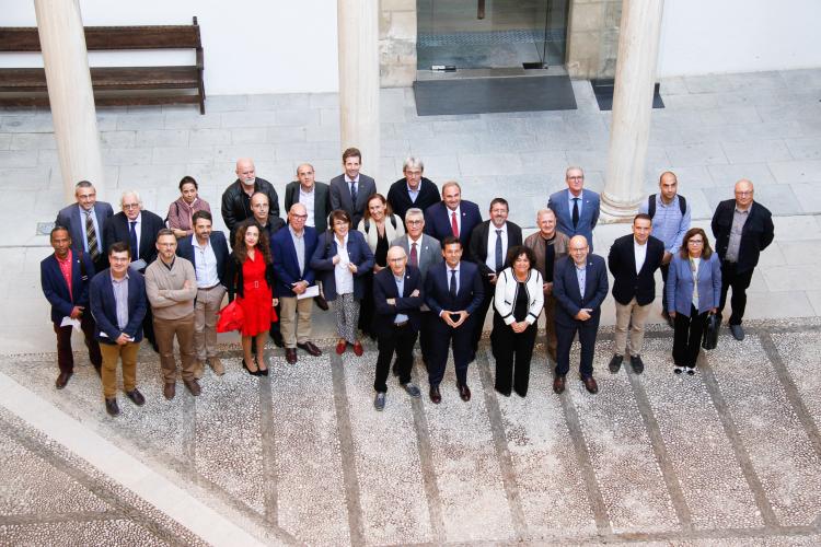 Presentación de la candidatura a decanatos, escuelas y unidades de excelencia de la UGR.