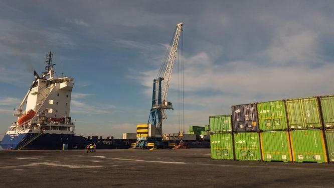 Instalaciones del Puerto de Motril.