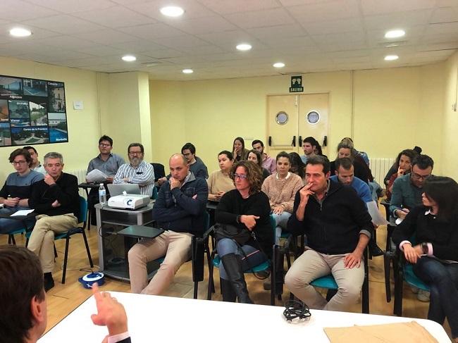 Una de las clases de formación. Una de las clases de formación.