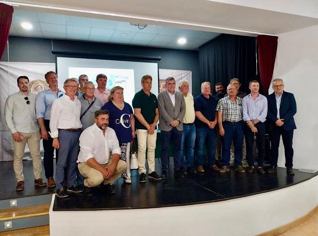 Reunión en Castril para abordar el proyecto.