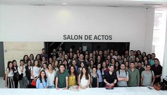 Residentes en el acto de bienvenida celebrado en el Hospital del PTS.