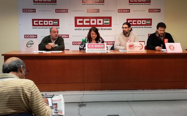 Sindicatos informan de la situación de Correos en Granada. 