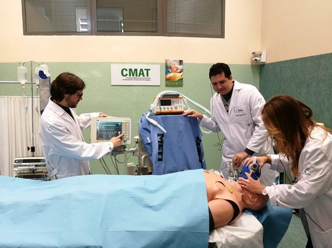 Una de las prácticas de los profesionales. Una de las prácticas de los profesionales.