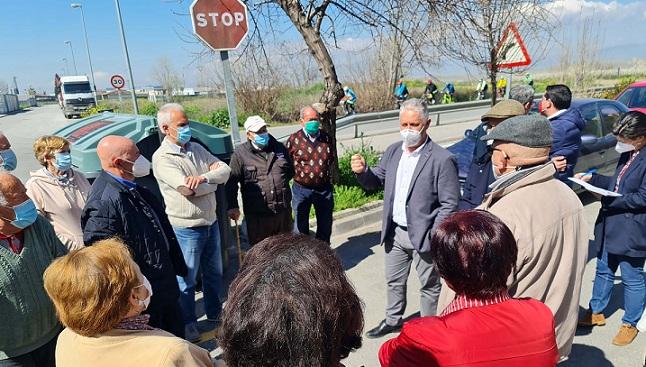 Reunión con vecinos para explicarles las obras de mejora. 