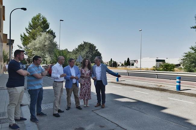 Entrena, en la visita a las obras de la vía en Santa Fe.