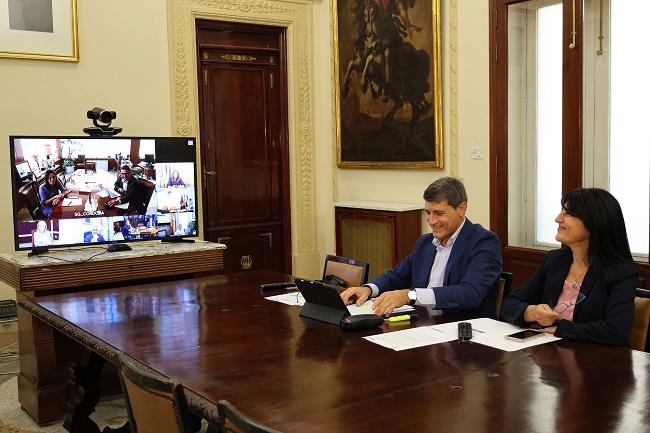 Pedro Fernández ha presidido la reunión de seguimiento del PFEA.