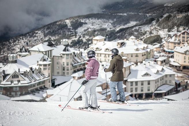 Vista de Pradollano tras la nevada de este pasado domingo.