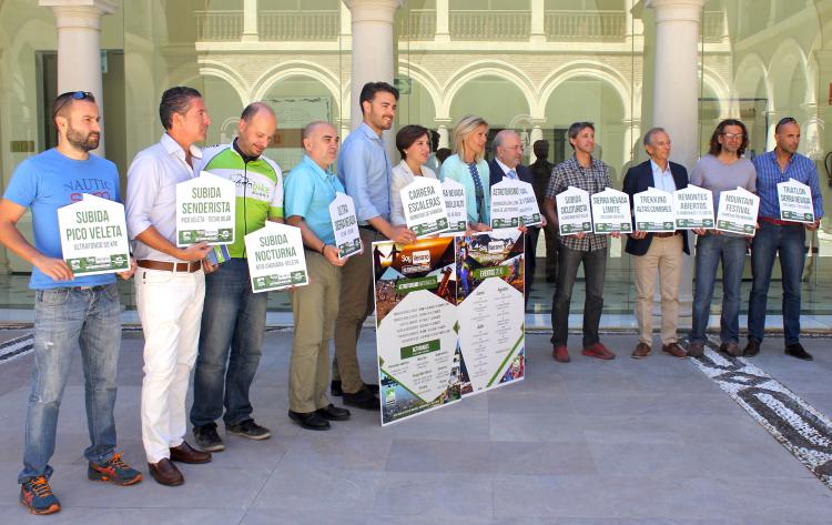 Carteles con las actividades veraniegas en Sierra Nevada.